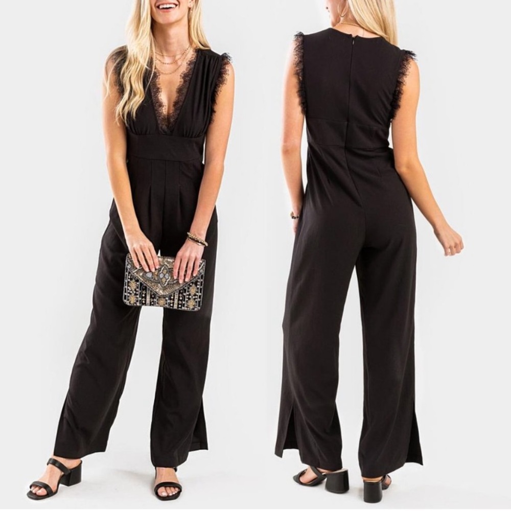 Francescas black lace trim jumpsuit size large NWT